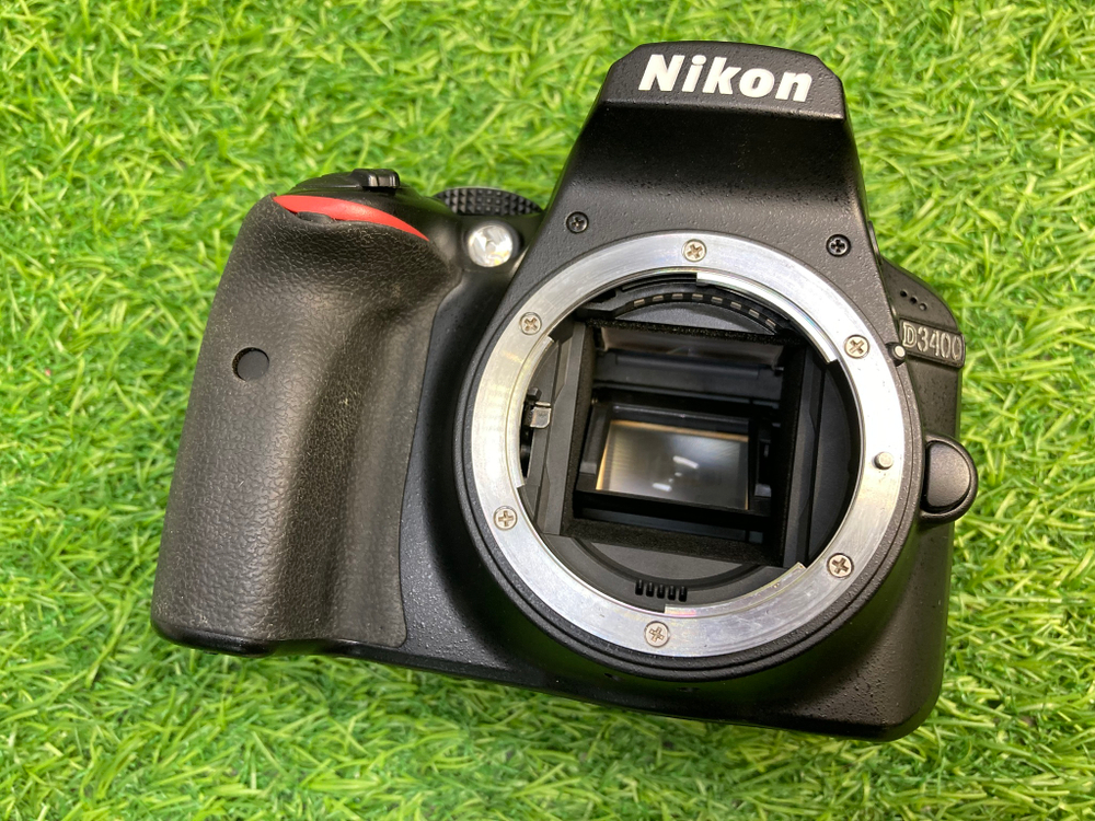 Nikon D3400 Kit AF-P DX 18-55mm G VR (4400 кадров)