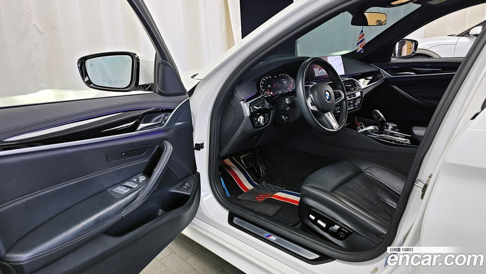BMW 5 Series (G30) 520d xDrive M Sports Plus (11.2019)