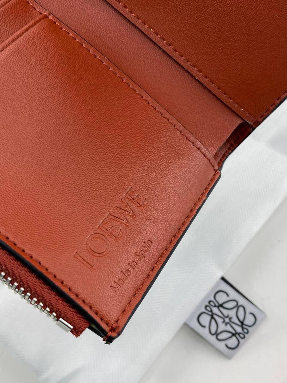 Кошелёк маленький Loewe
