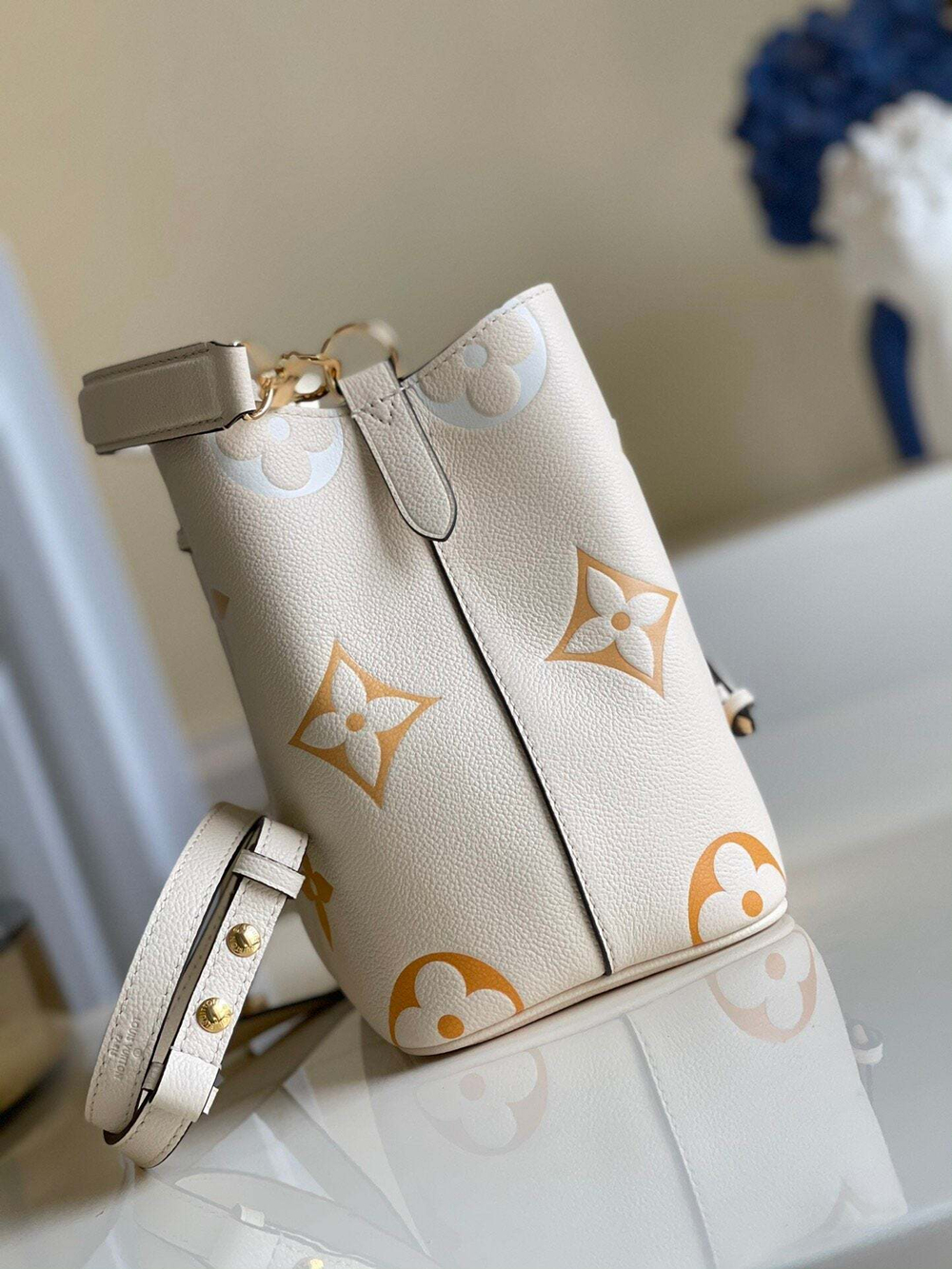 Louis Vuitton NeoNoe BB