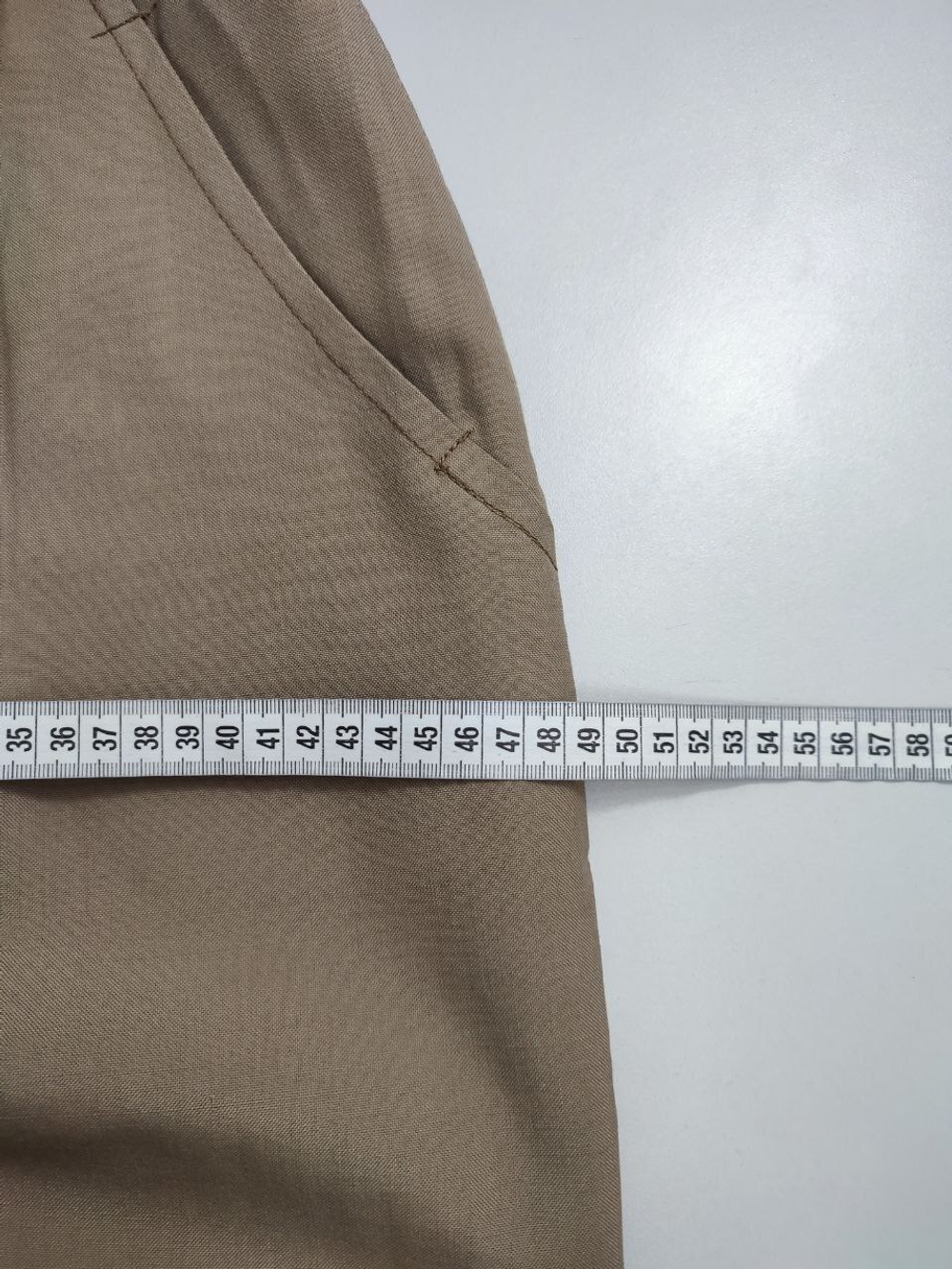 Юбка бежевая прямая 46 размер