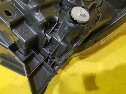 Битая Фара правая Nissan Qashqai J11 13-19 галоген