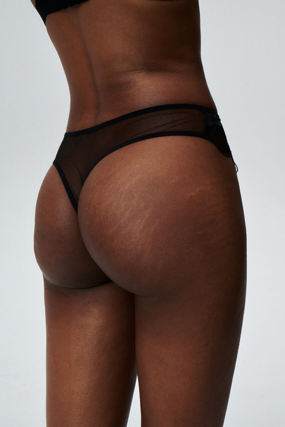 Стринги Bliss Thong Black