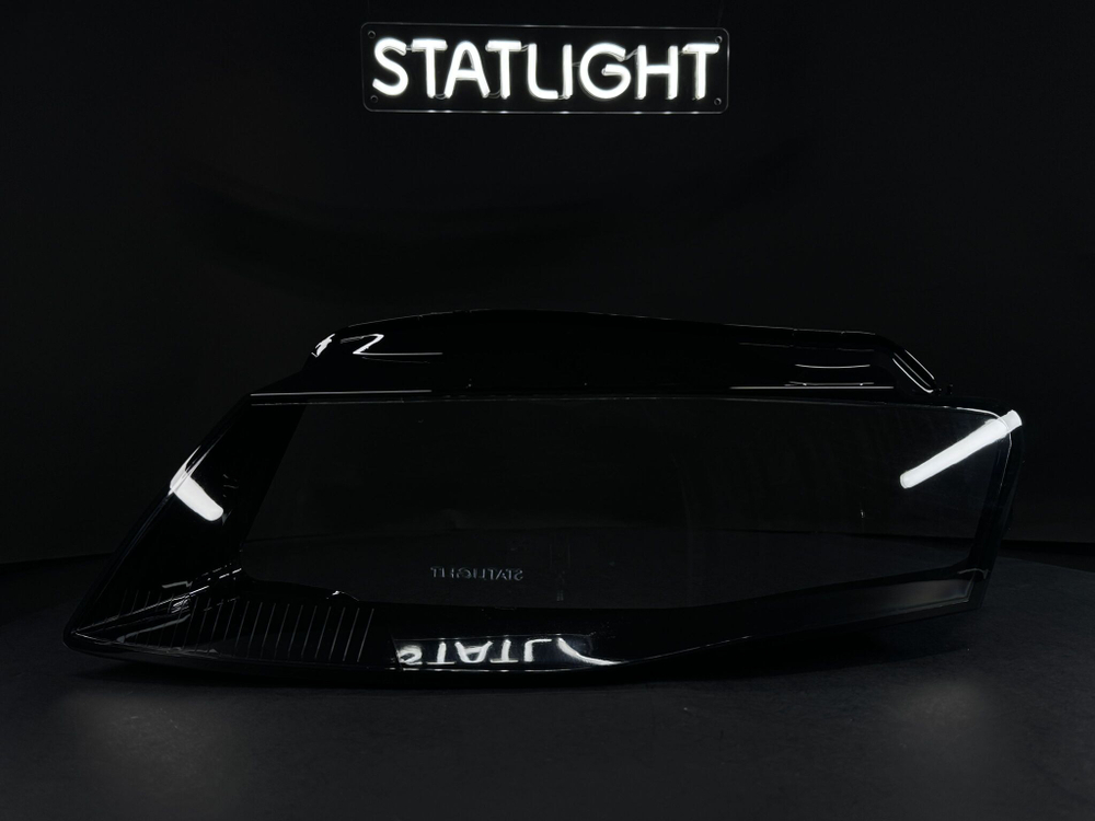 Левое стекло фары AUDI A4 B8 2007-2012 дорест