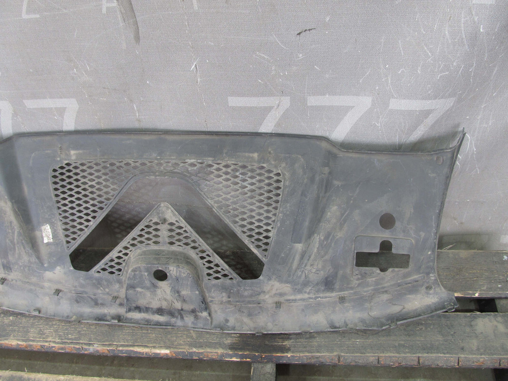 Кожух замка капота Porsche Macan (95B) 14-18 Б/У Оригинал 95b805806