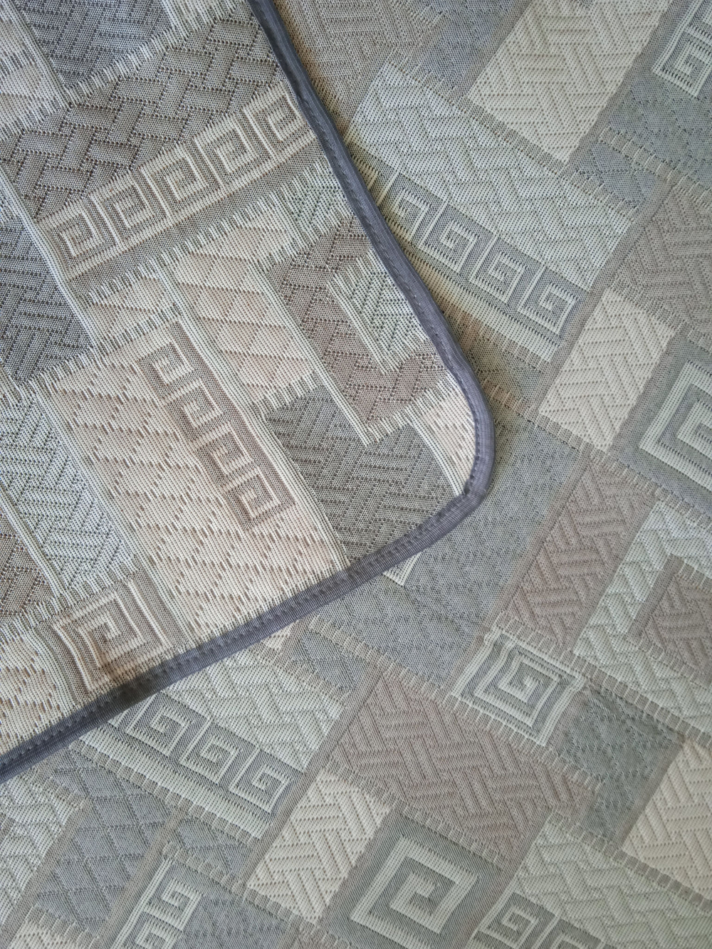 Покрывало жаккардовое двухстороннее Нежность 14-18 беж,серый 2.0 (180х200)