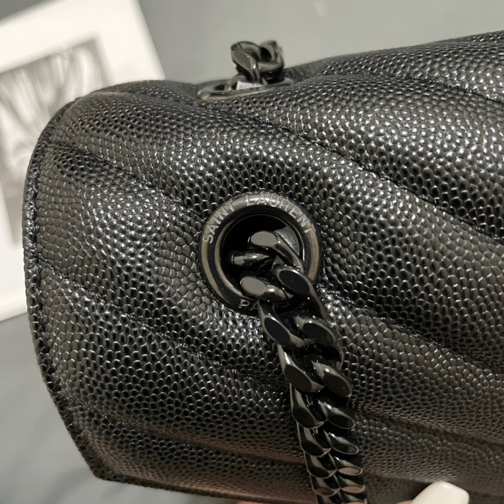 Saint Laurent Envelope Bag 31 cm