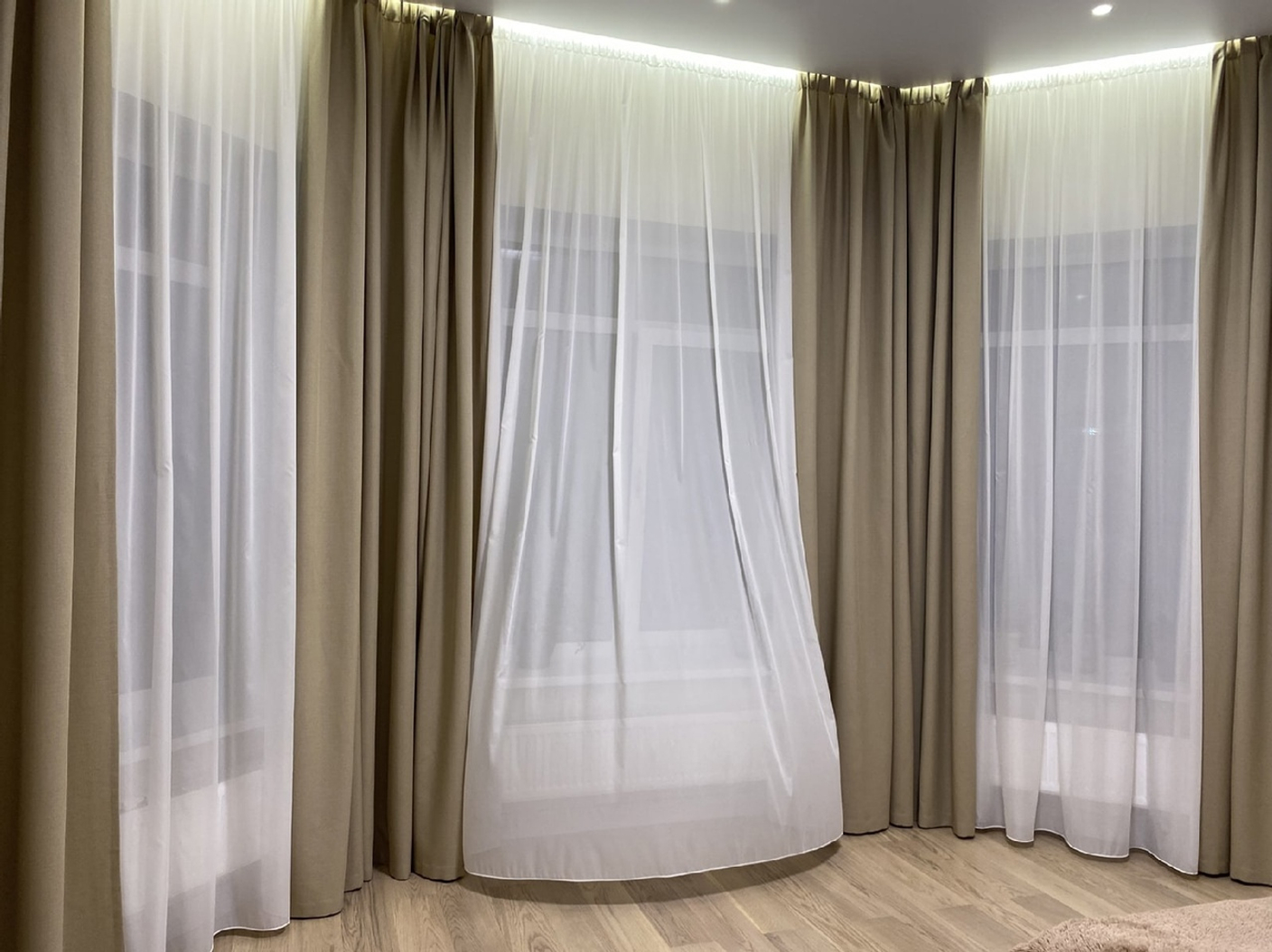 Высота потолков больше 3-х метров?