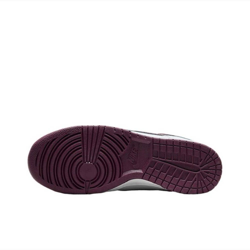 Nike Dunk Low "Night Maroon"