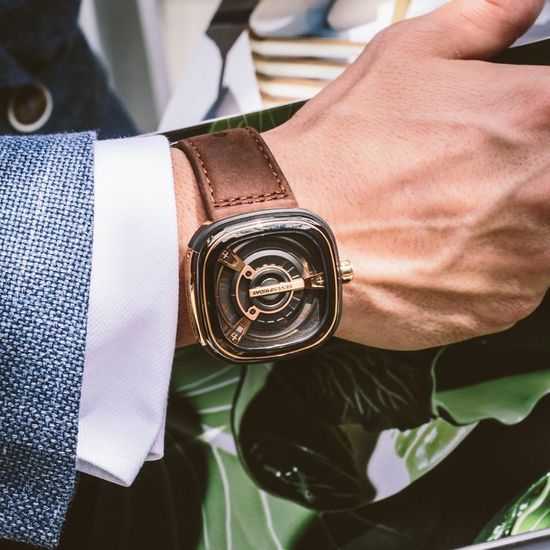 Наручные часы SEVENFRIDAY M2/02