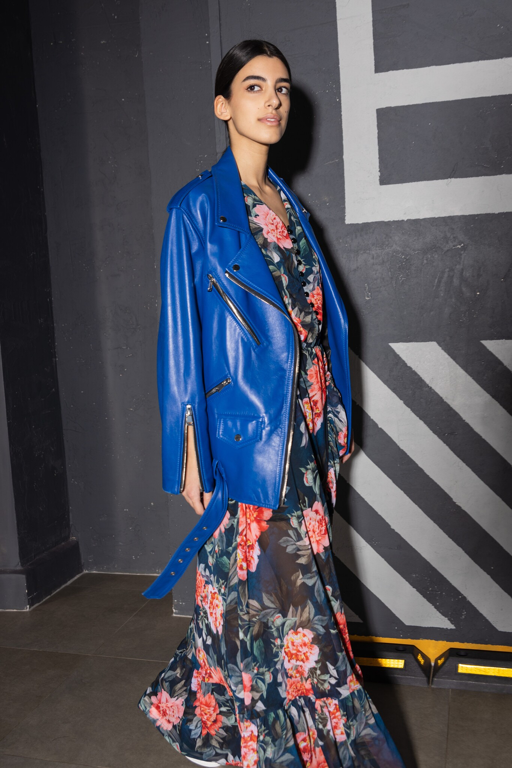 Косуха синяя oversize мягкая кожа