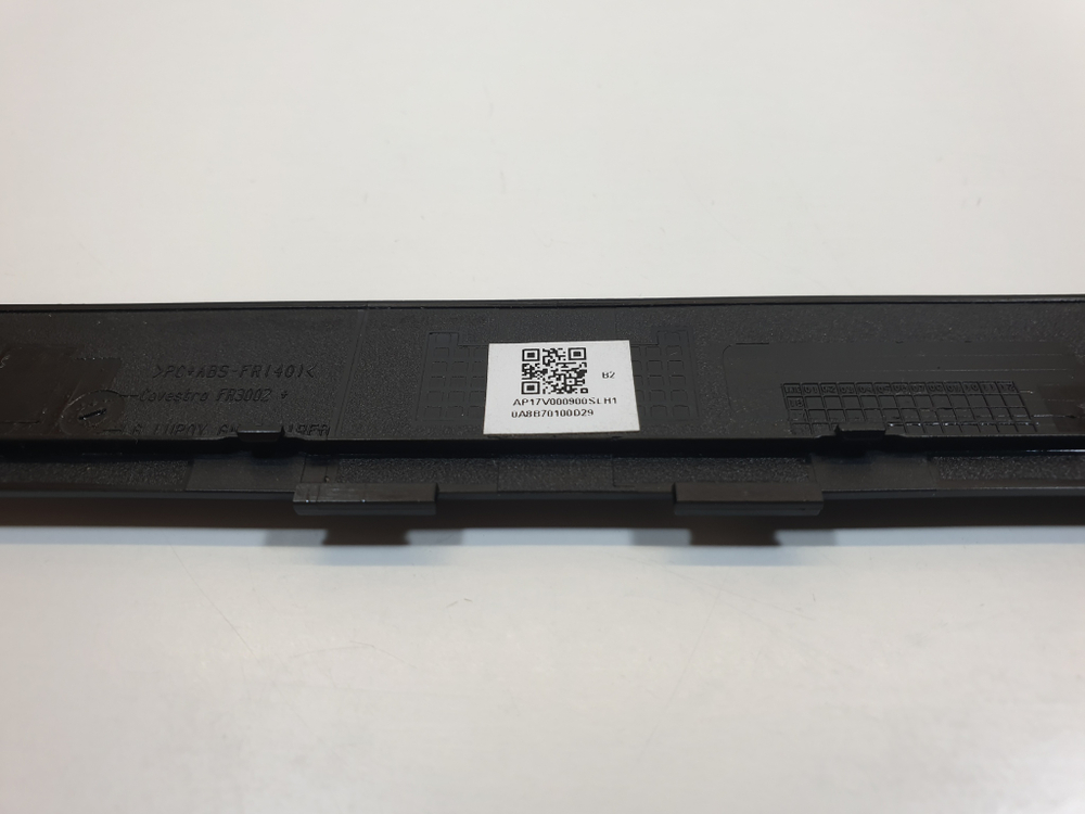 Рамка матрицы Lenovo 330-15IGM AP17V000900