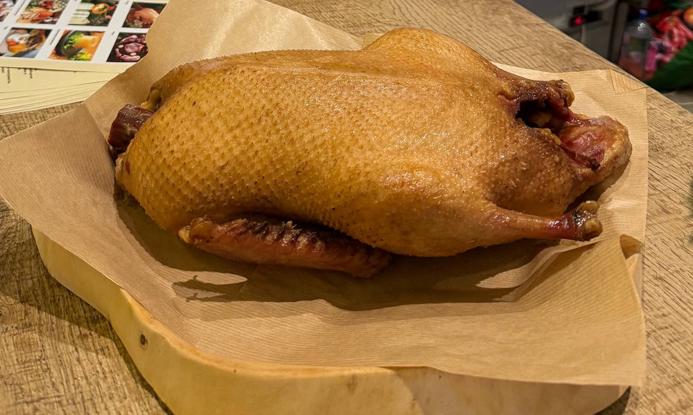 Гусь копченый