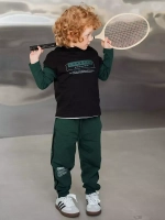 Спортивный костюм для мальчика в школу