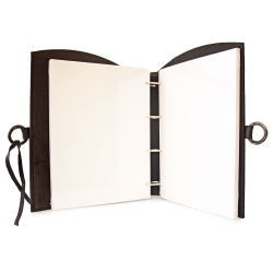 Фотоальбом большой «За семью замками». Цвет коричневый