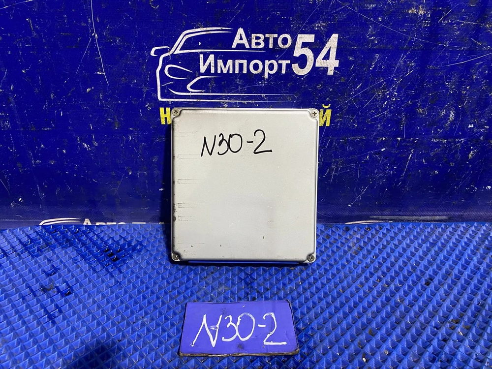 Компьютер двигателя NISSAN R'NESSA 1997