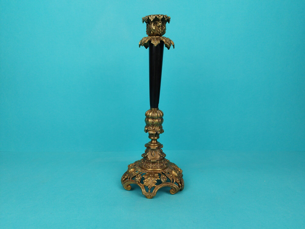 Подсвечник в стиле Историзм