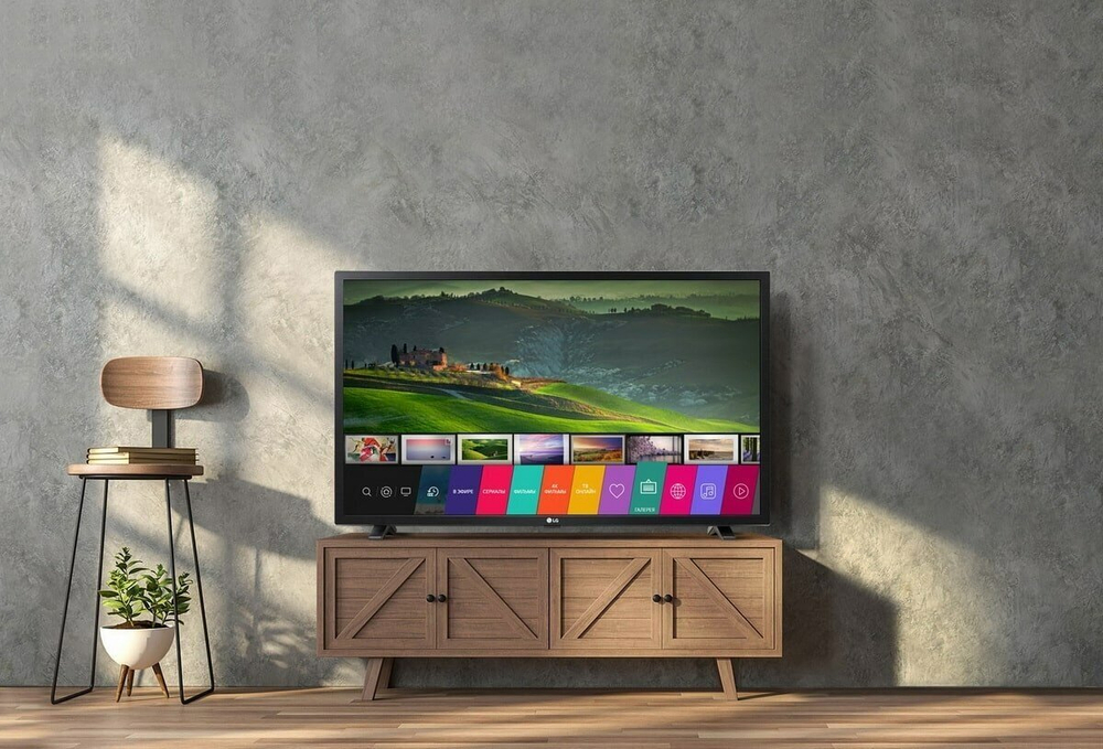 43" LG 43LM5700