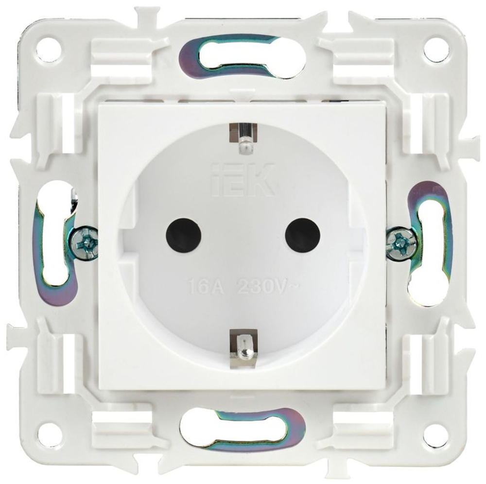 Розетка SKANDY 16А с заземл. защ. шторки SK-R04W арктич. бел. IEK SK-R14-16-K01