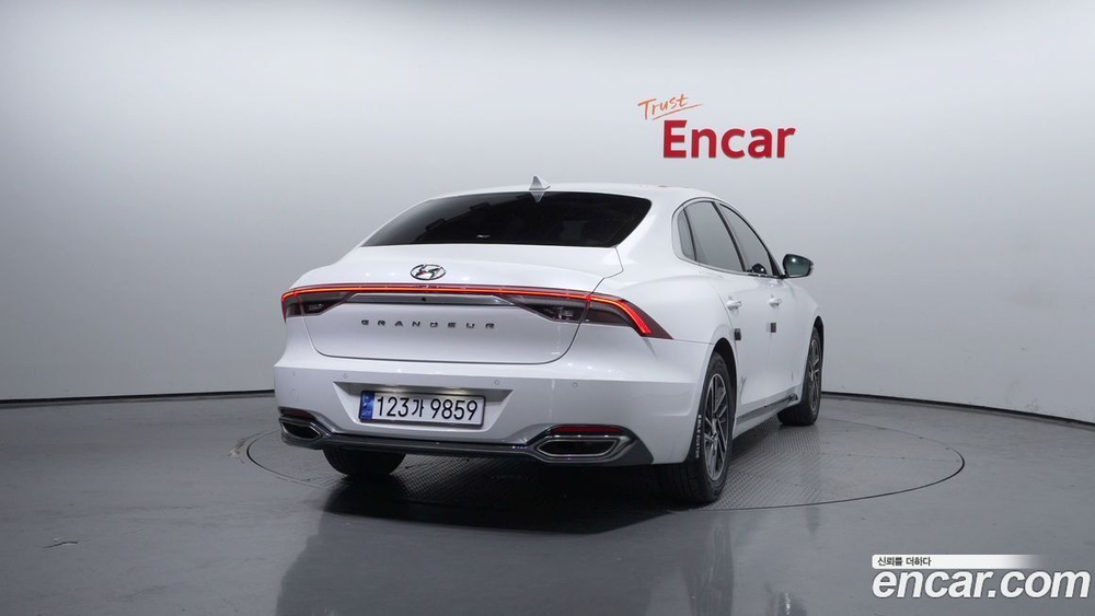 Hyundai The New Grandeur (Azera) IG 2.5 (12.2020)