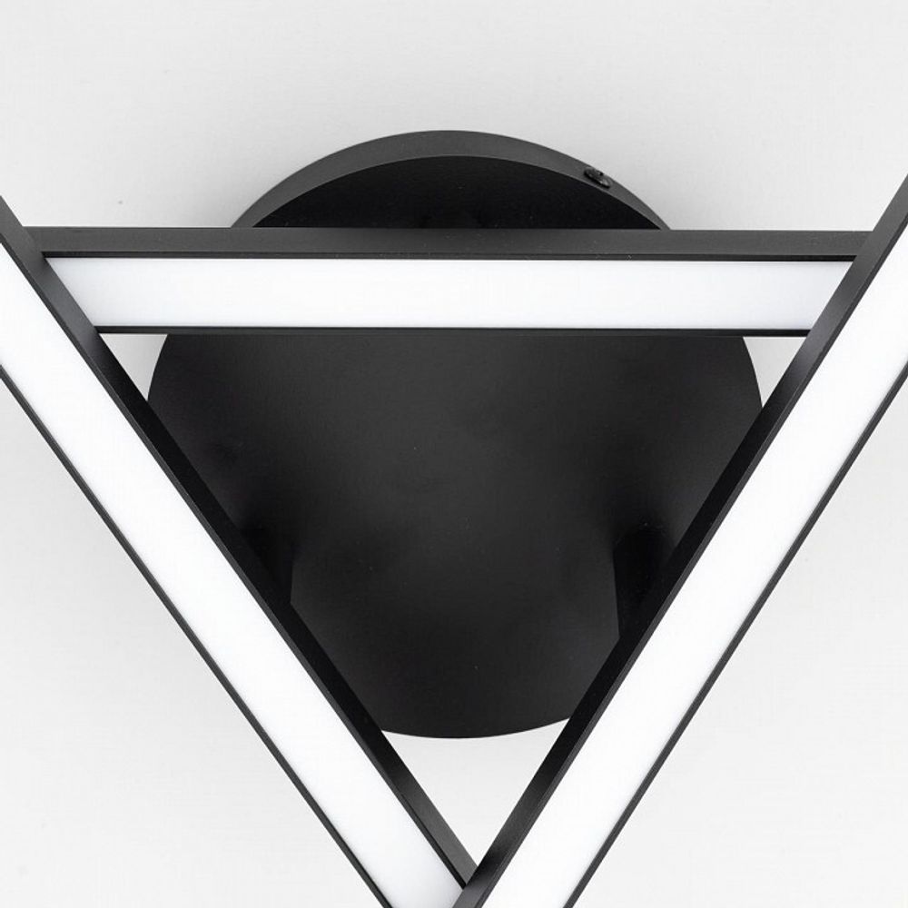 Потолочная люстра Citilux Стиг CL203131