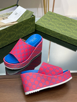 Gucci Platform Slide Sandal