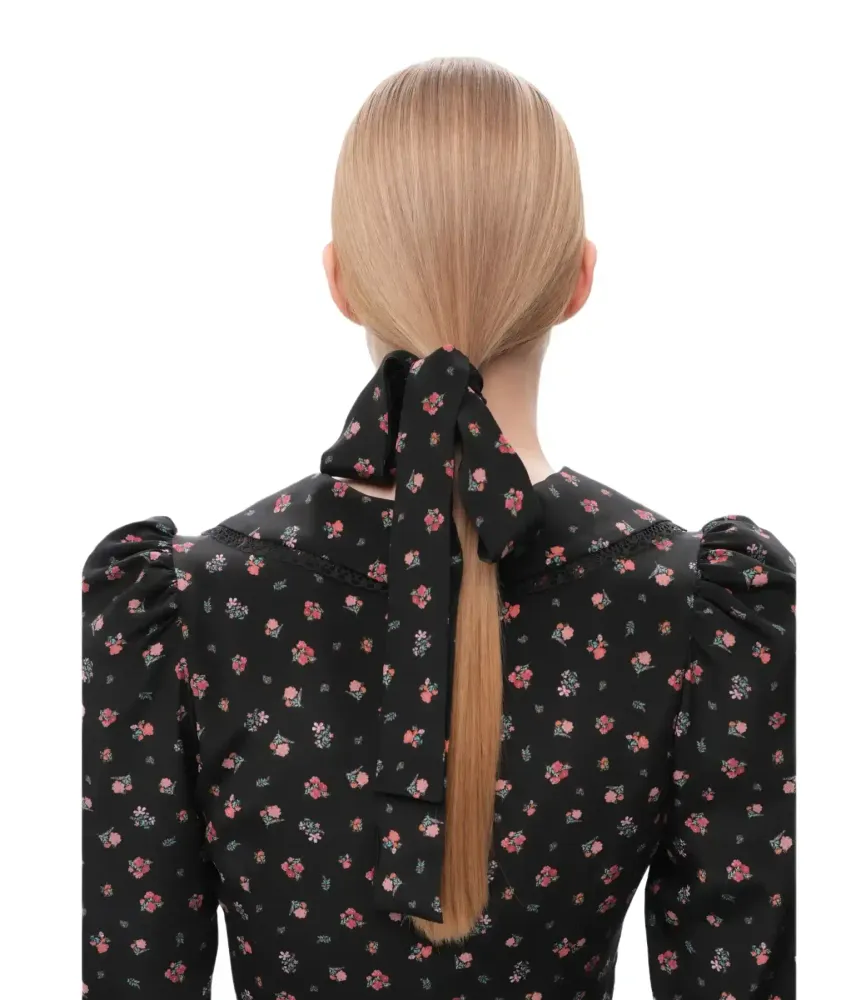 Luana, лента из черного крепдешина с мелкими красными цветами