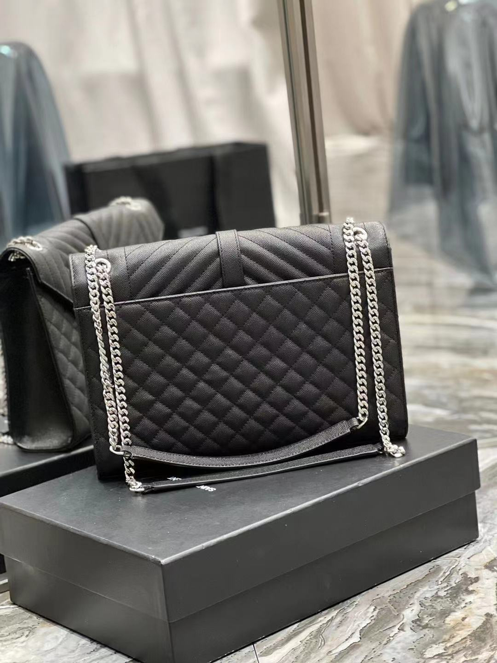 Saint Laurent Envelope Bag 31 cm