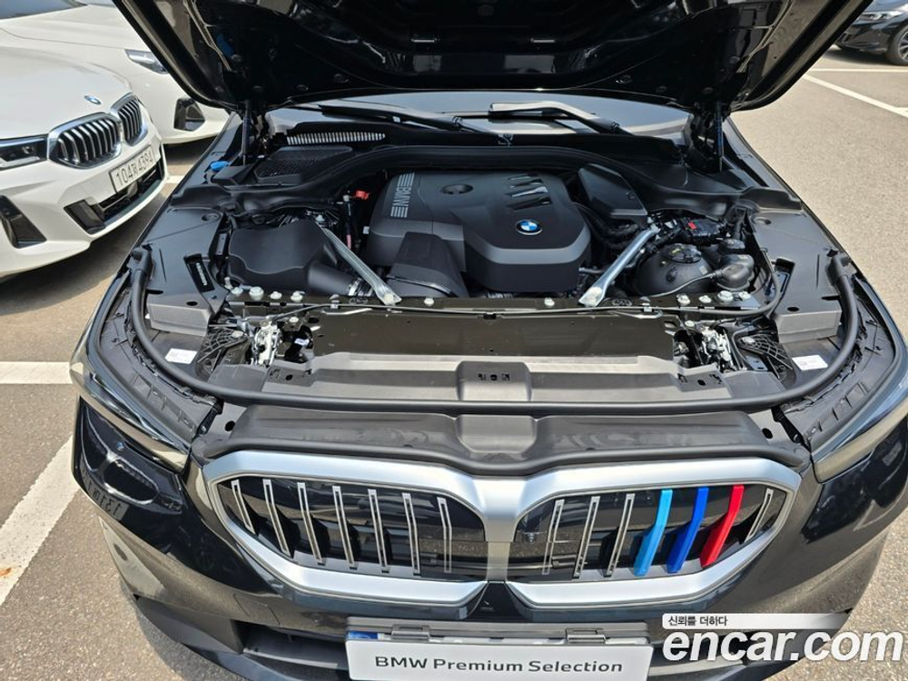 BMW 5 Series (G60) 530i xDrive (12.2023)