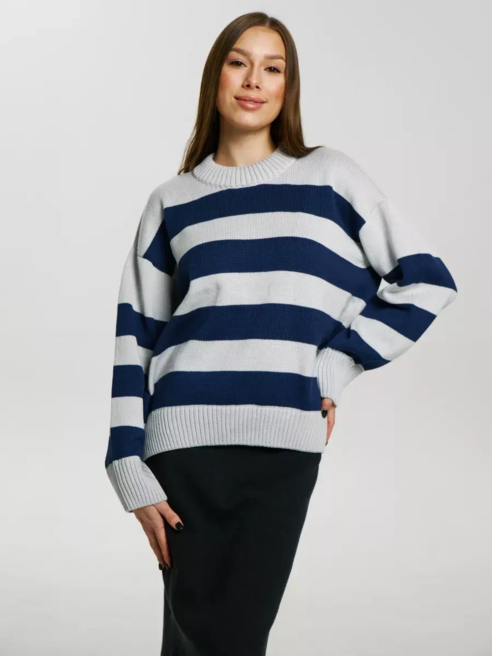 Джемпер стильный в полоску