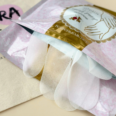 Маска-перчатки для рук Ebis Moisture Hand Masks