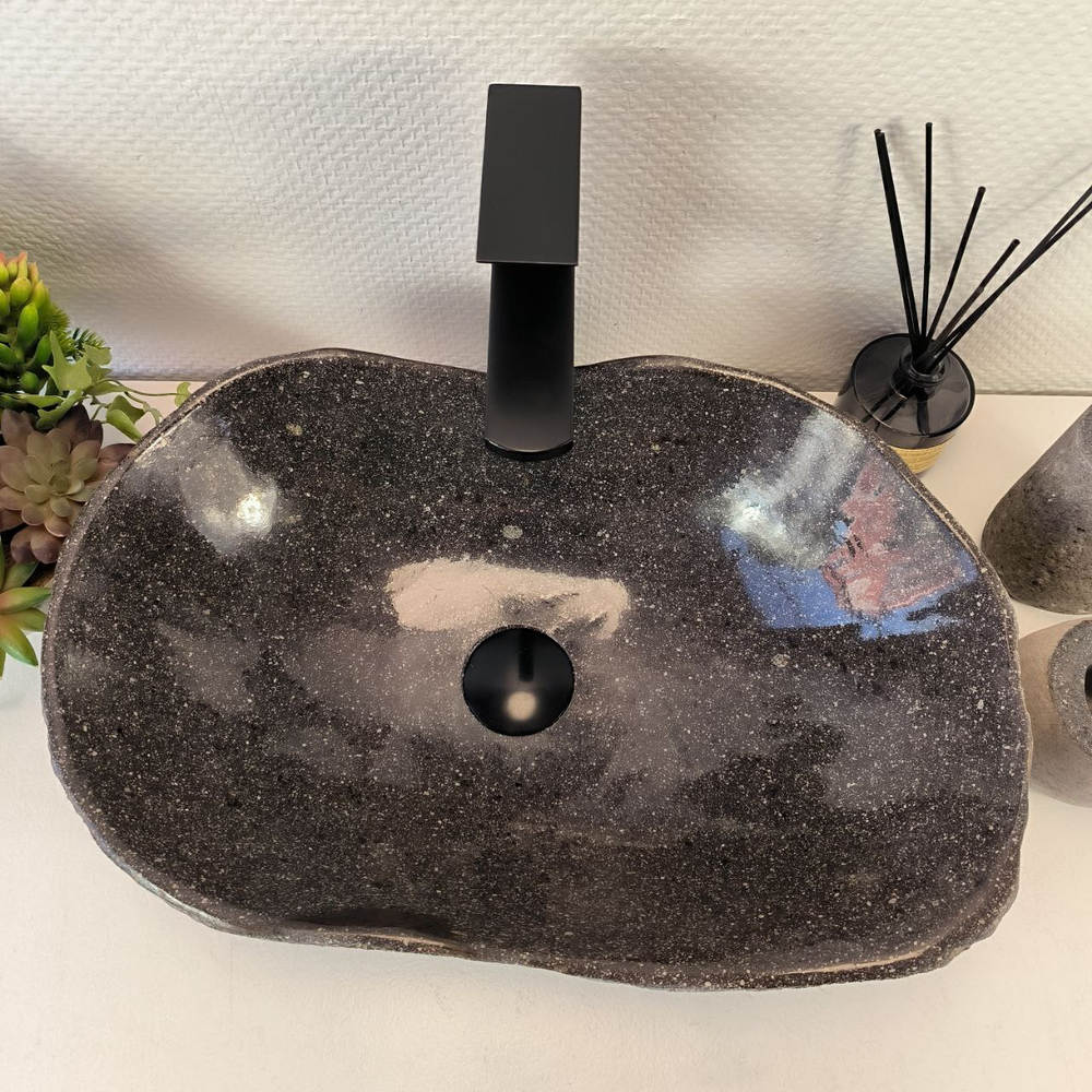 Раковина из речного камня RS-65389 49*33*15 0861