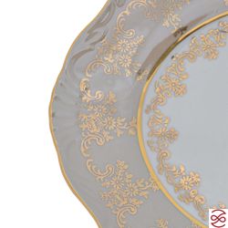 Блюдо овальное на ноге Queen's Crown Aristokrat Охота бежевая 28 см