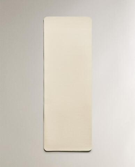ZARA HOME КОВРИК ДЛЯ ЙОГИ С КОЖАННЫМ РЕМЕШКОМ, ЭКРЮ