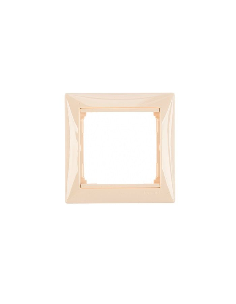 Legrand розетка 4320 с рамкой 1 с/к