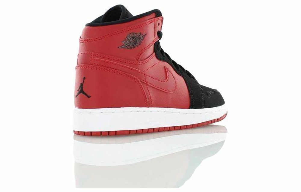 Кроссовки Jordan Air Jordan 1 Retro High (Женская размерная сетка)