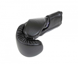 Перчатки снарядные Clinch Undefeated черные C163