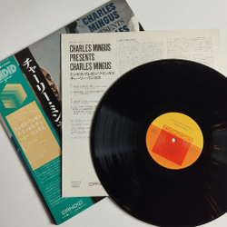 Винтажная виниловая пластинка LP Presents Charles Mingus (Japan 1977) (Obi)
