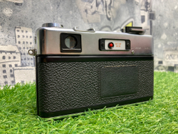 Yashica Electro 35