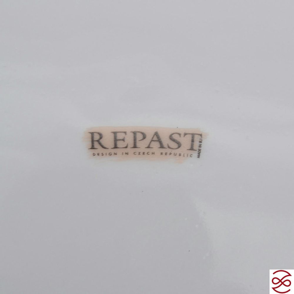 Блюдо круглое Repast Охота красная Мария-тереза 33 см