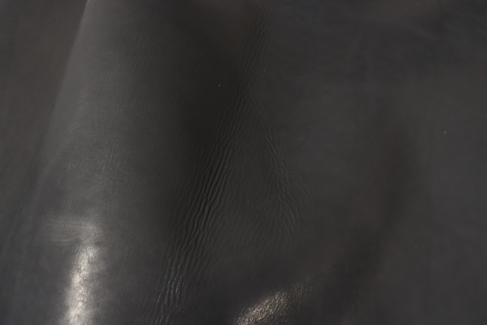 Уценка: 1,8-2,2 Юфть черная 159 дм²