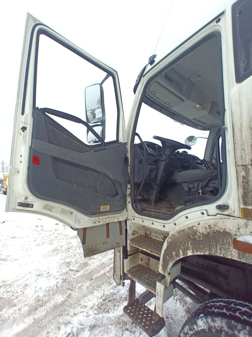 FAW J6 8x4 Самосвал CA3310P66K24T4E5 (Дизельный, 11,1 л, 420 л.с., МТ)