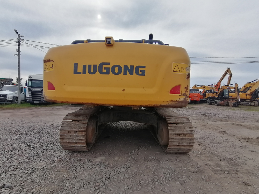 LiuGong CLG933 Экскаватор CLG933E	 (Дизельный, 6,7 л, 230 л.с., АТ)