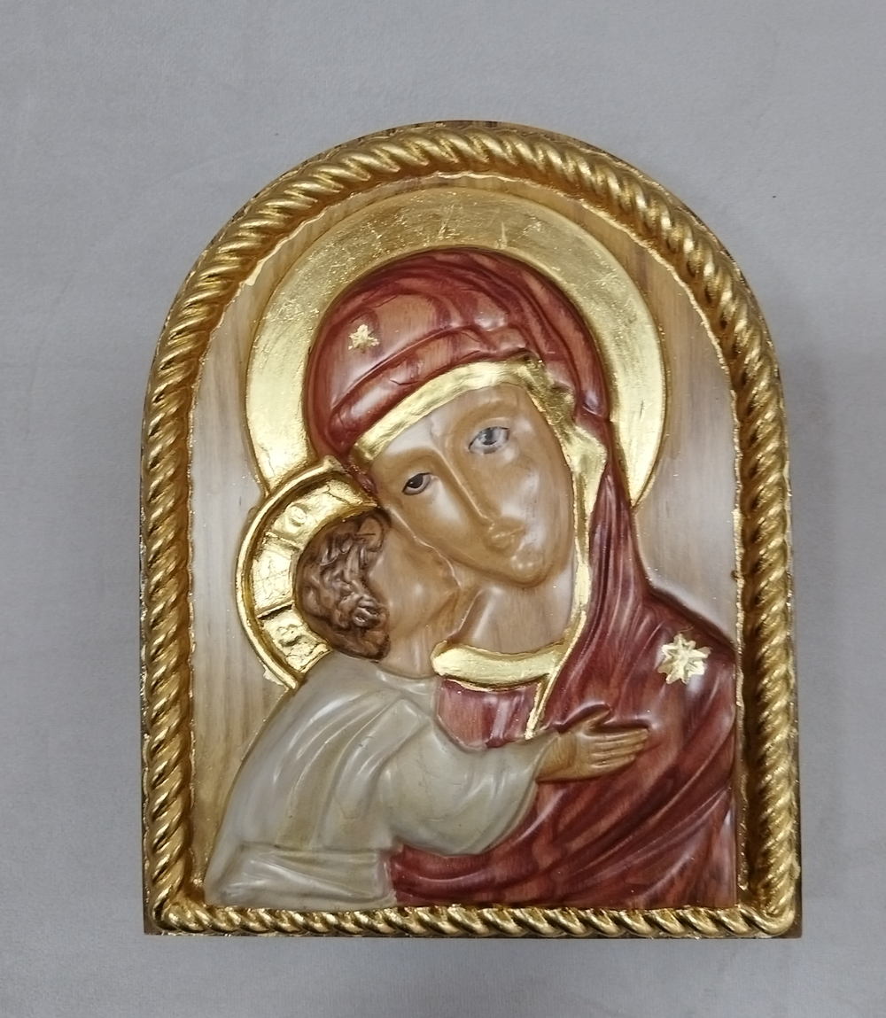 Деревянная икона Пресвятой Богородицы