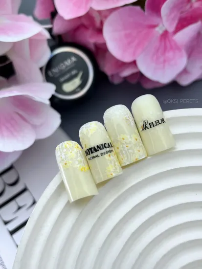 Жидкий бескислотный гель Enigmanic SMART gel 17 15 мл.