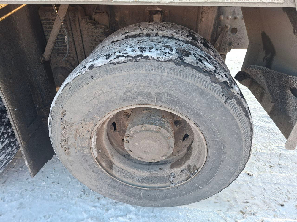 Shacman (Shaanxi) SX* 6x4 Автобетоносмеситель SX5258GJB6R384 (Дизельный, 9,7 л, 329 л.с., МТ)