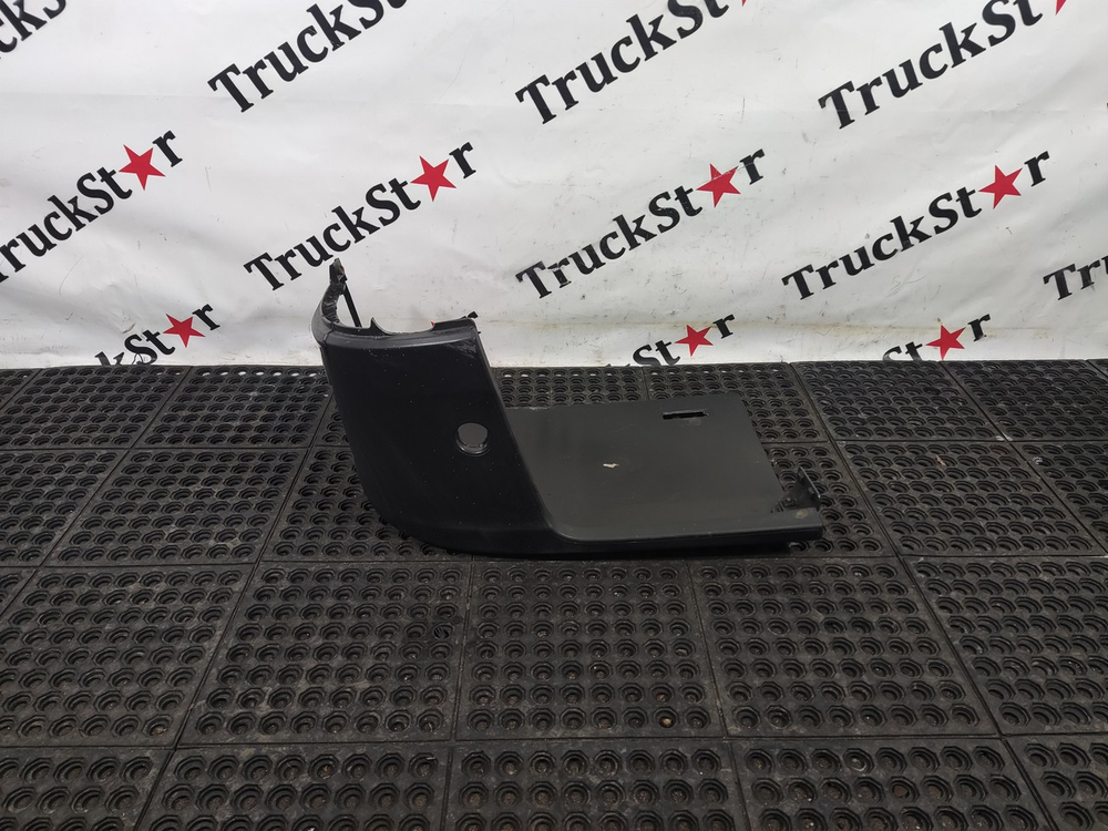 Угол бампера левый 2020г.