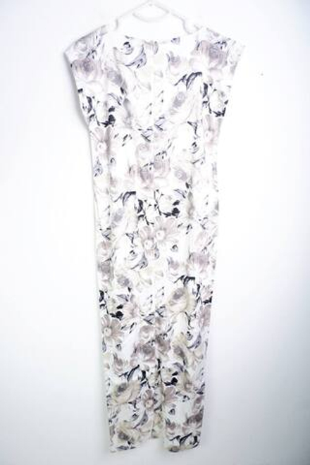 Платье Aleksandra Kazakova цветочное, маркировка M, визуально на 46 размер, новое