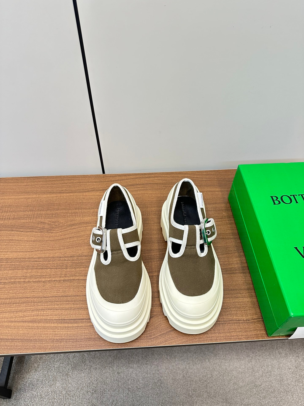 Bottega Veneta Trek Mary-Jane (4 colors)