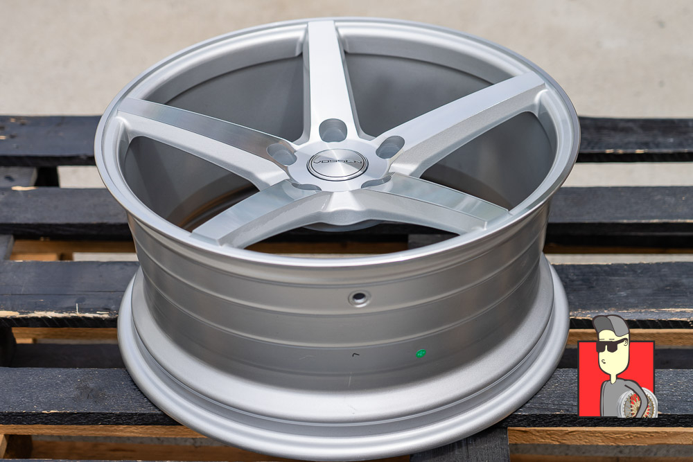 Комплект дисков Vossen VPS-303 17x8 et35 5x114.3